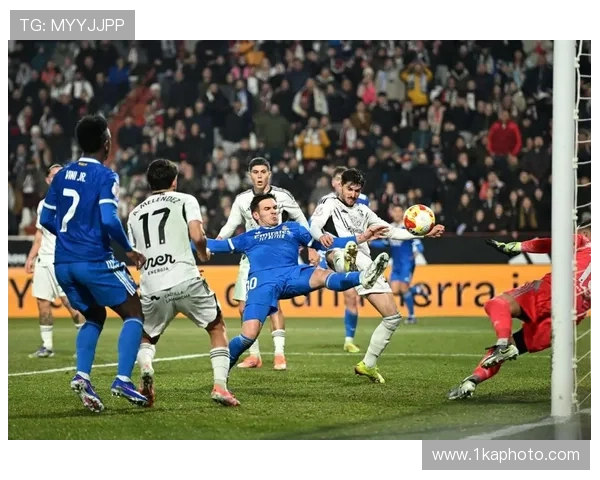 西甲西乙联合复古狂欢 皇马独自拒绝参与